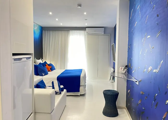 Wavia Hotel - Adults Only